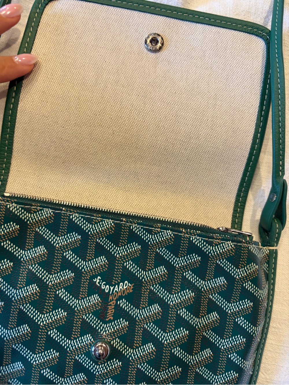 Goyard Teal Green Signature Chevron Crossbody Bag - Picture 9 of 9